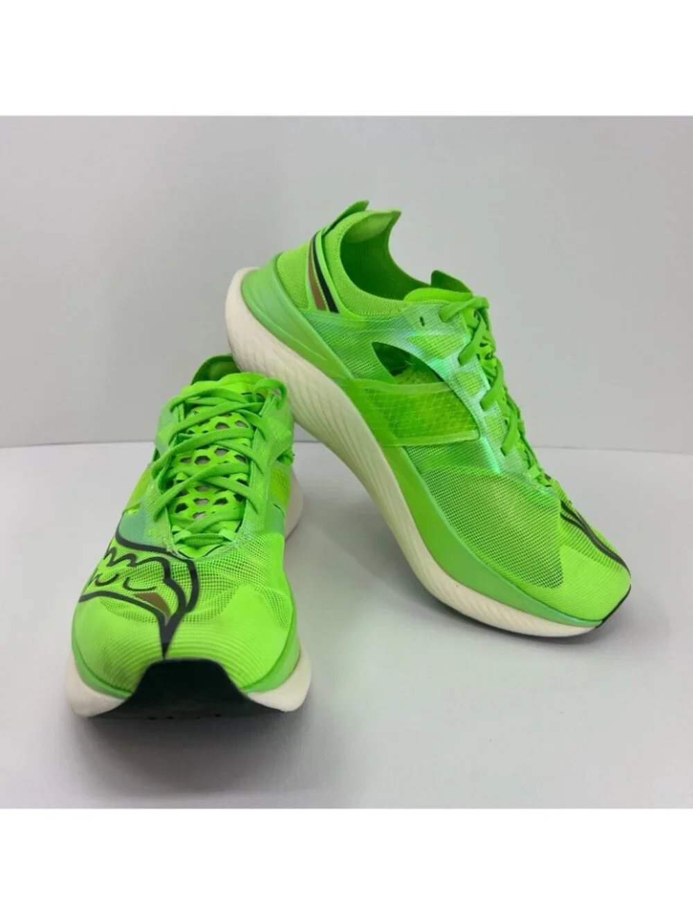 Saucony Endorphin Elite Running Sneakers Men US 11 Low Top S20768-30 Slime Green
